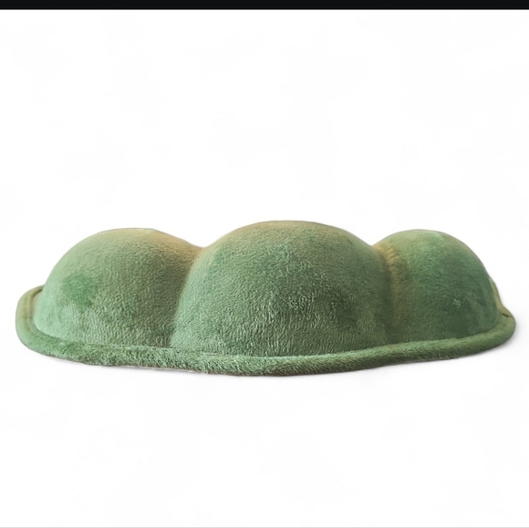 Peas in a Pod Molded Sling Bag Fanny Pack Green Plush Crossbody NWOT Adjustable - Picture 5 of 12